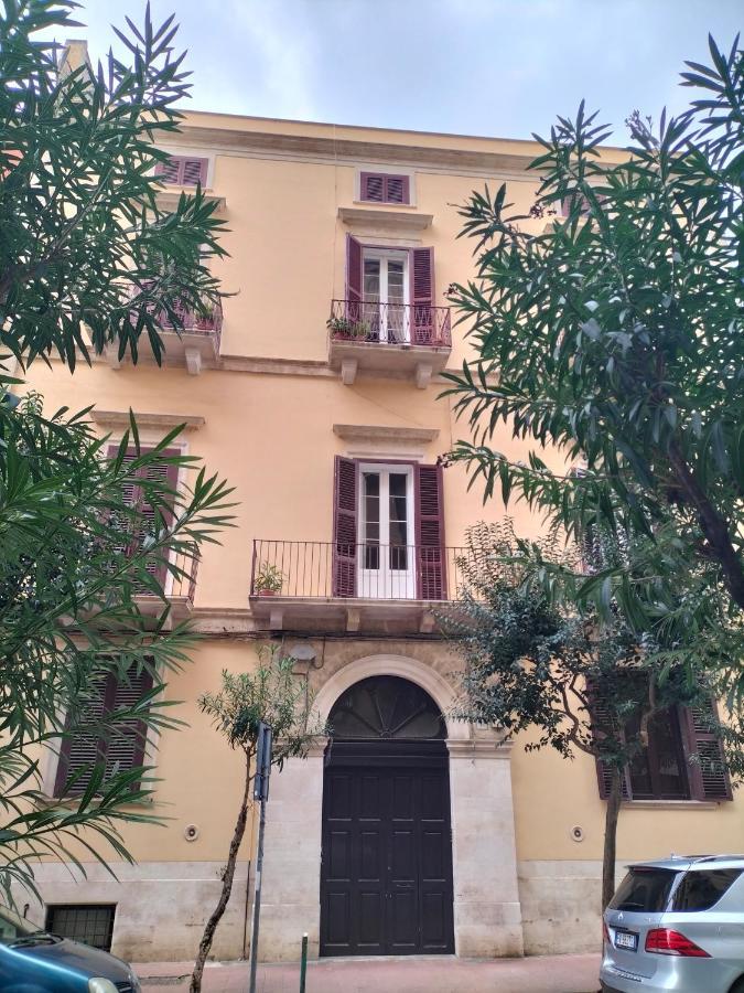 Antica Dimora Lombardi 2 Apartment Bari Exterior photo